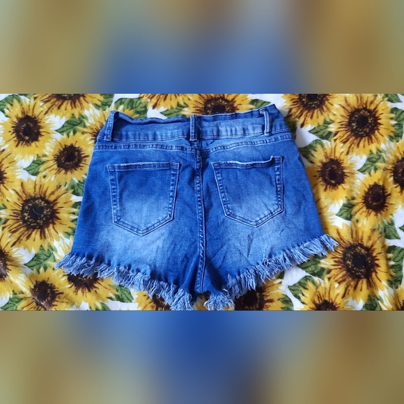 Womans Jean Shorts - Picture 2 of 2